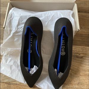 Rothy’s Black point in 8.5.